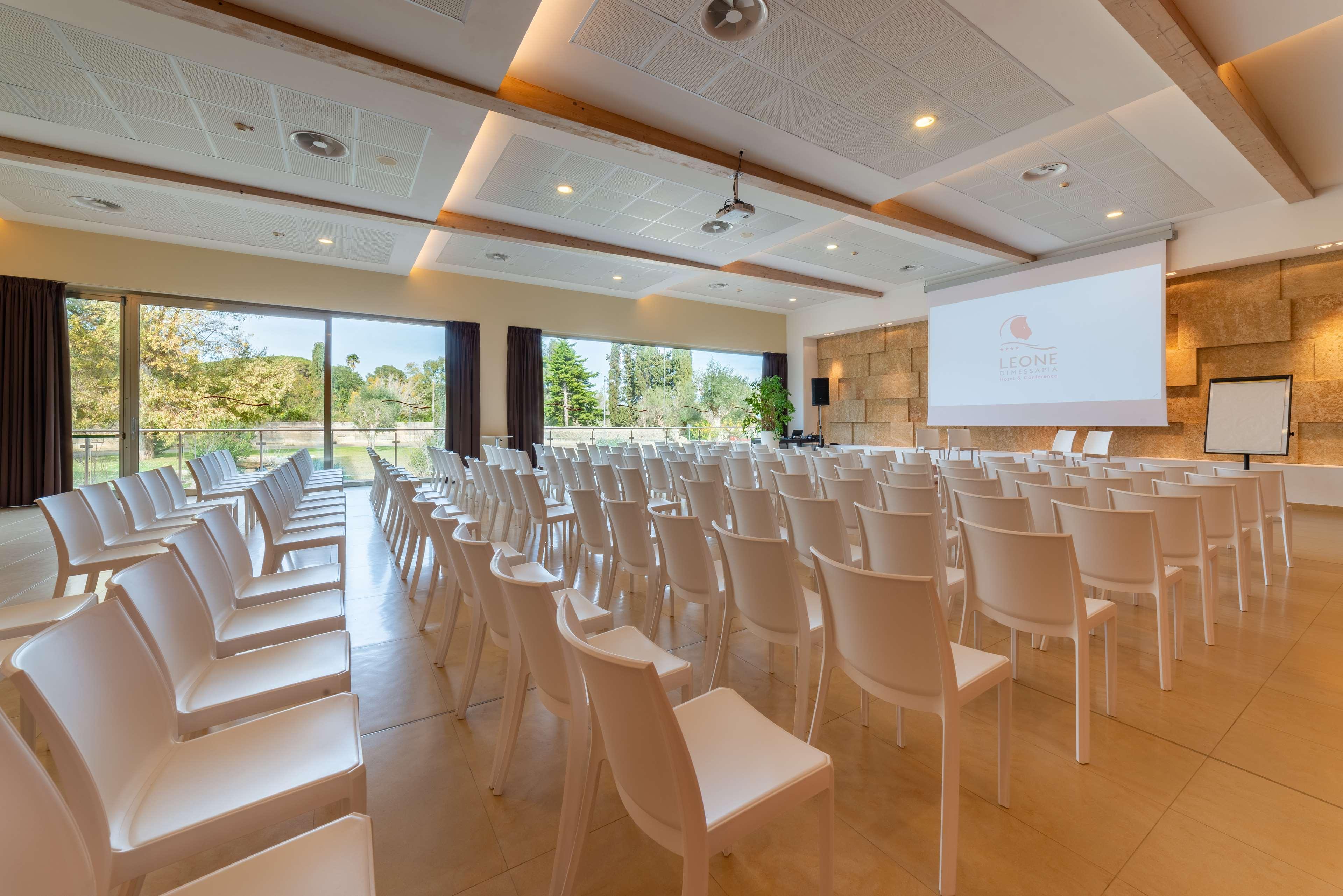 Best Western Plus Leone Di Messapia Hotel & Conference Лечче Екстер'єр фото