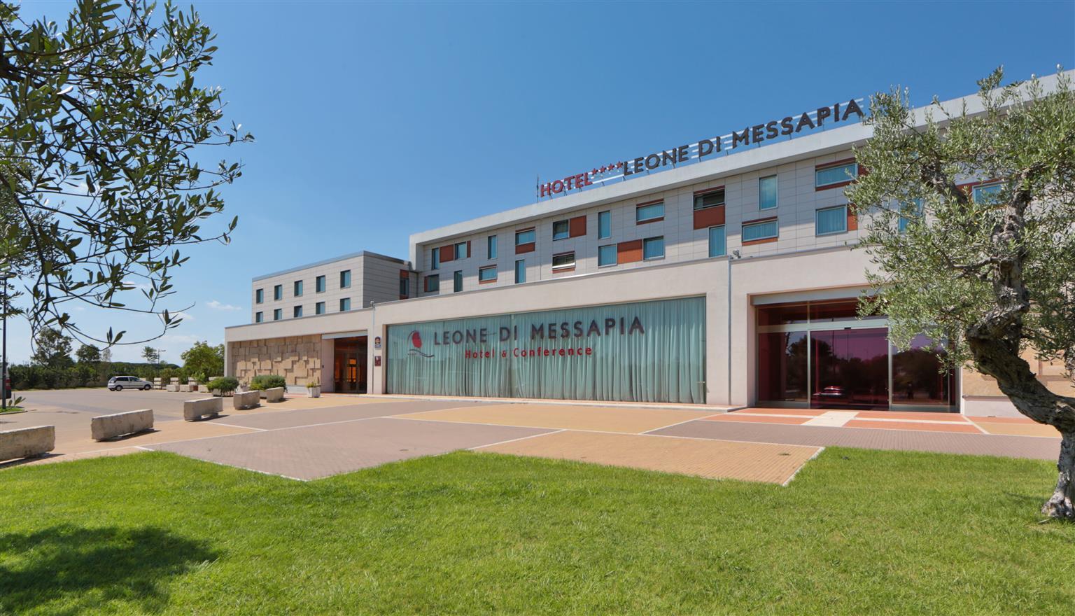 Best Western Plus Leone Di Messapia Hotel & Conference Лечче Екстер'єр фото